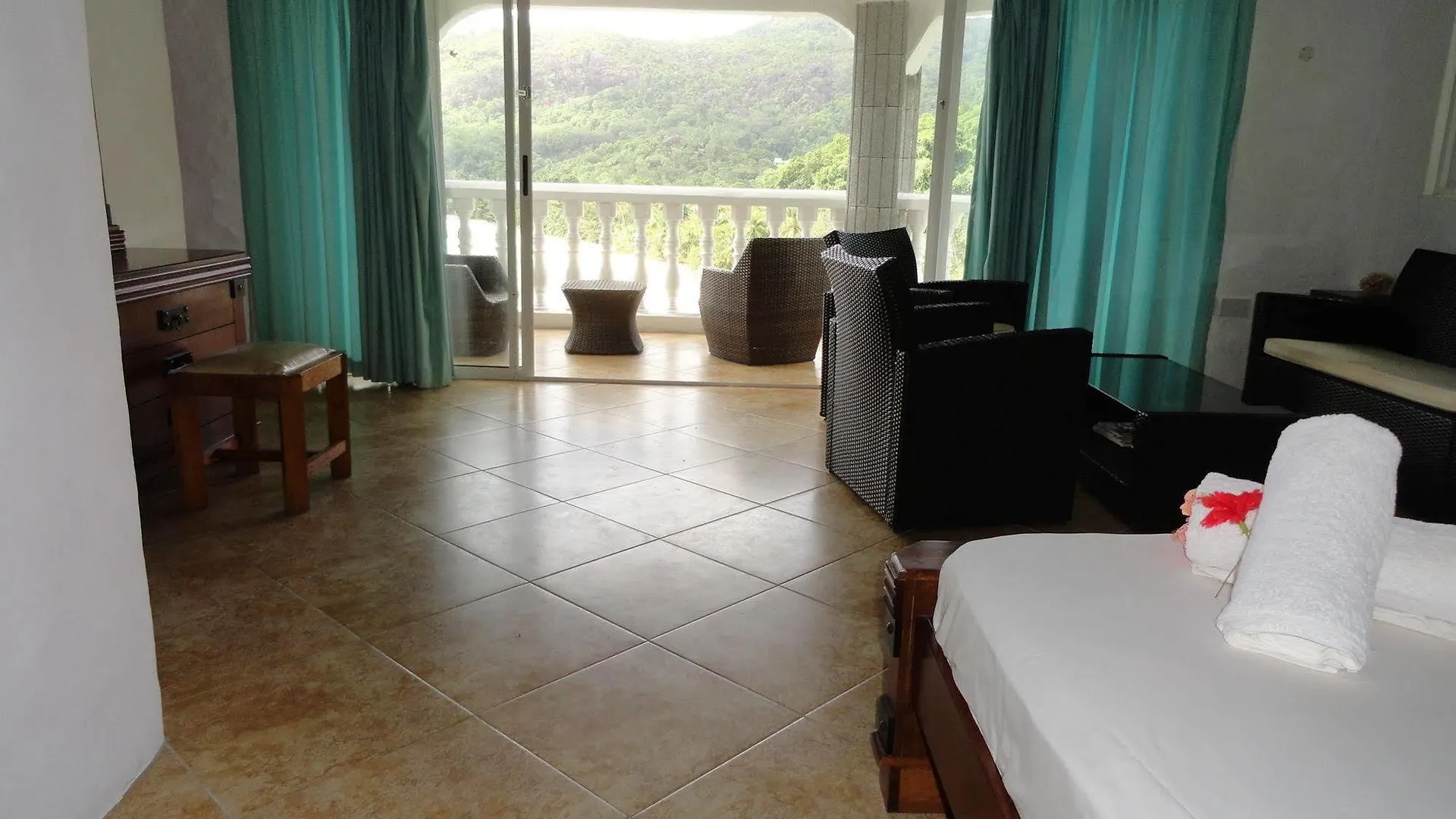 Lazare Picault Hotel Baie Lazare