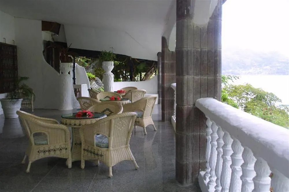 Lazare Picault Hotel Baie Lazare  Baie Lazare (Mahe)