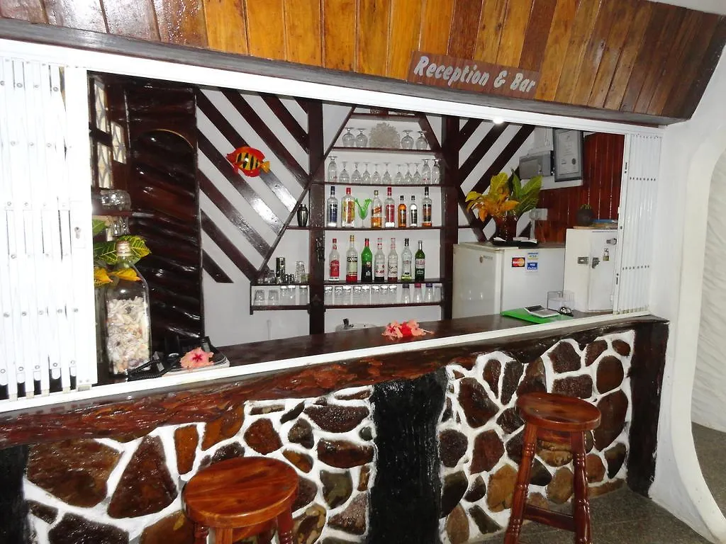 Lazare Picault Hotel Baie Lazare  Baie Lazare (Mahe)
