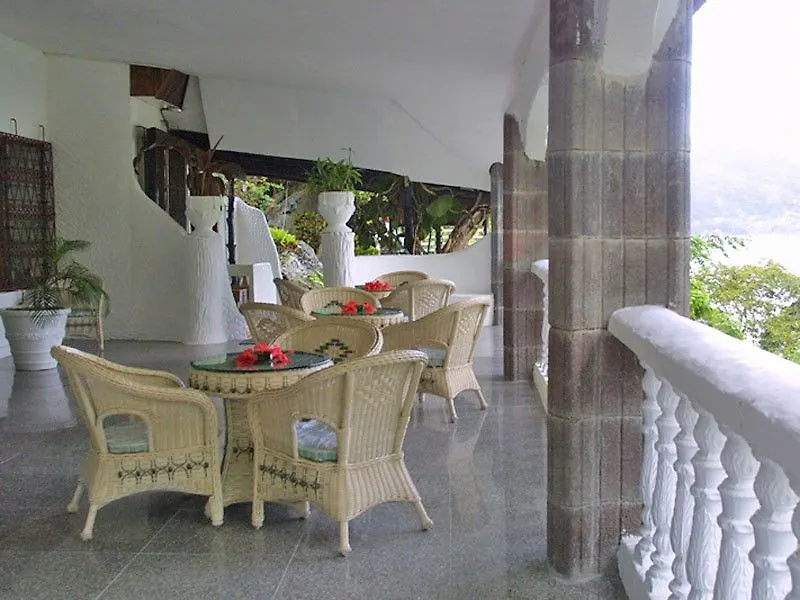 Lazare Picault Hotel Baie Lazare  2*, Baie Lazare (Mahe)
